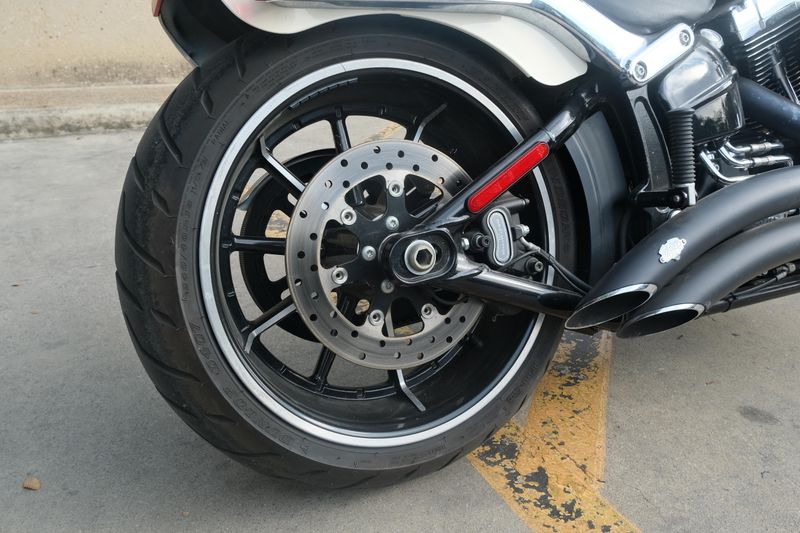 USED 2014 HARLEY SOFTAIL BREAKOUT Image 22