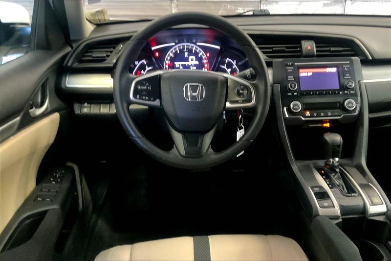 2018 Honda Civic LX photo 5