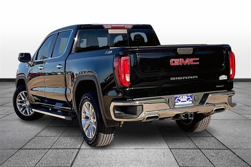 2019 GMC Sierra 1500 SLTImage 12