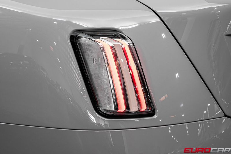 2025 Rolls-Royce Spectre Black Badge *ENHANCEMENT PACKAGE*Image 17