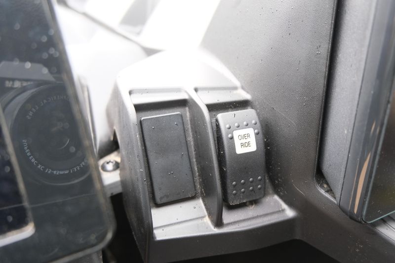 NEW 2026 CAN-AM MAVERICK X3 MAX X RS TURBO RR SMARTSHOX WITH 1025 TOUCHSCREEN Image 22