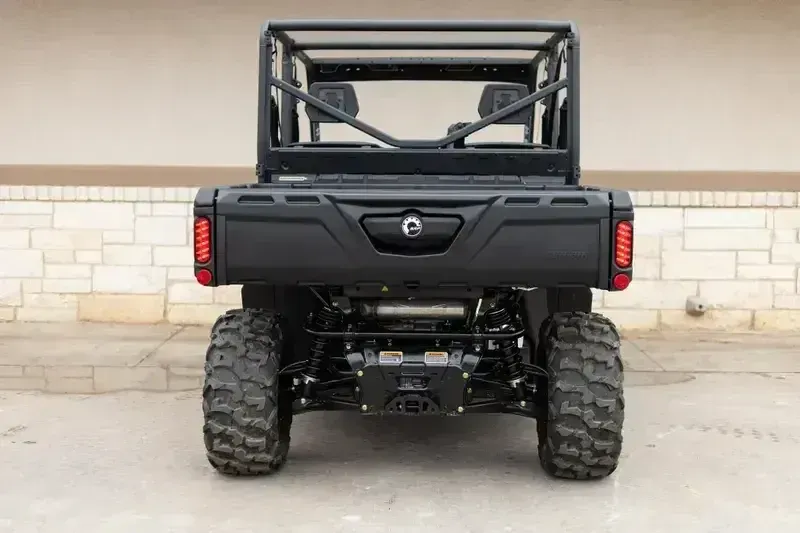 2025 Can-Am DEFENDER MAX DPS HD9 WILDLAND CAMO Image 10
