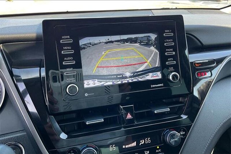 2022 Toyota Camry LEImage 20
