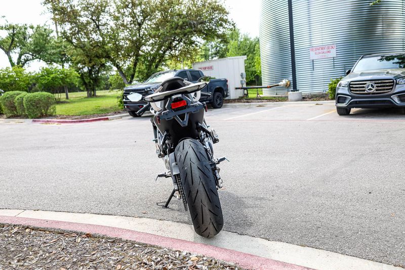 2025 CFMOTO 675SS NEBULA BLACK Image 16