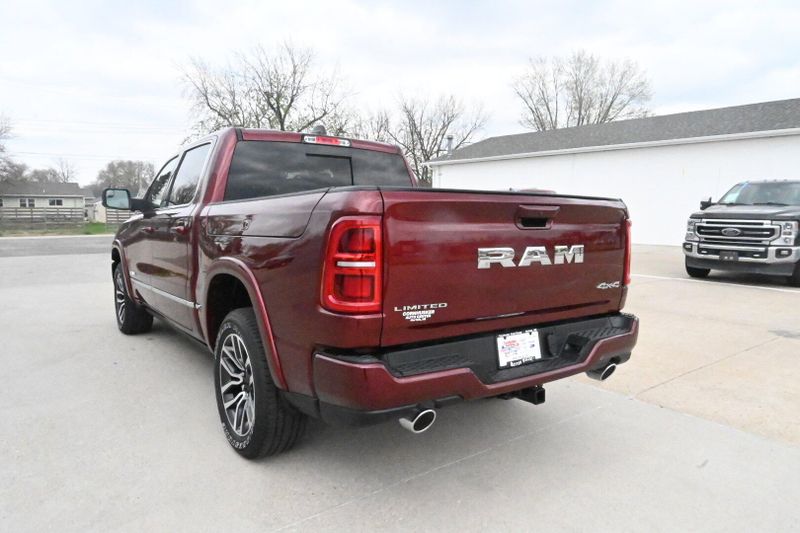 2025 RAM 1500 LimitedImage 7