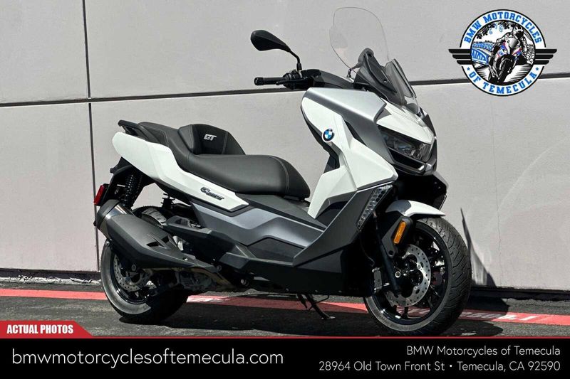 2024 BMW C 400 GT in a ALPINE WHITE exterior color. BMW Motorcycles of Temecula – Southern California (951) 506-6903 bmwmotorcyclesoftemecula.com 