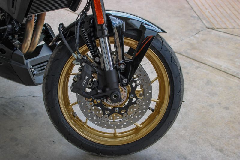 NEW 2026 SUZUKI GSX8TT Image 19