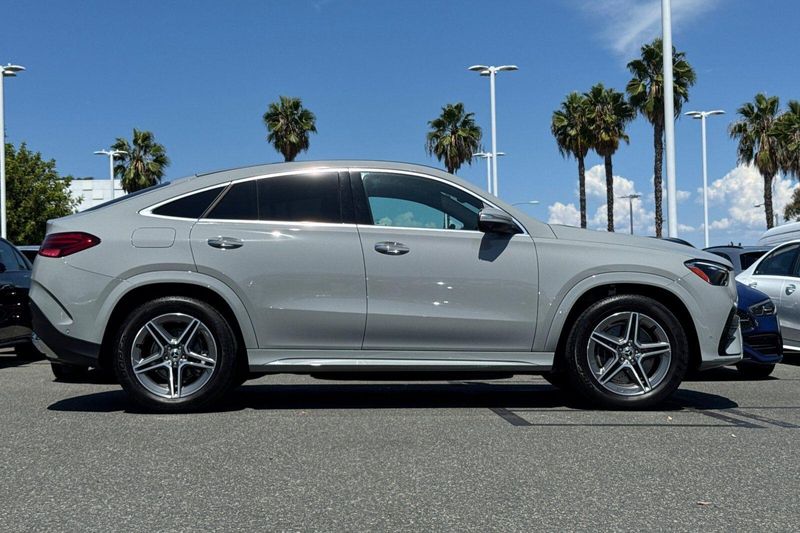 Used 2025 Mercedes-Benz GLE 450Image 3