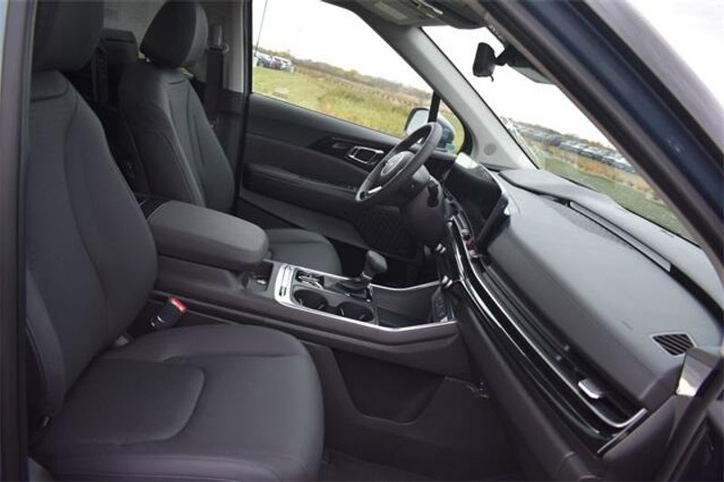 New 2026 Kia Carnival SX PrestigeImage 13