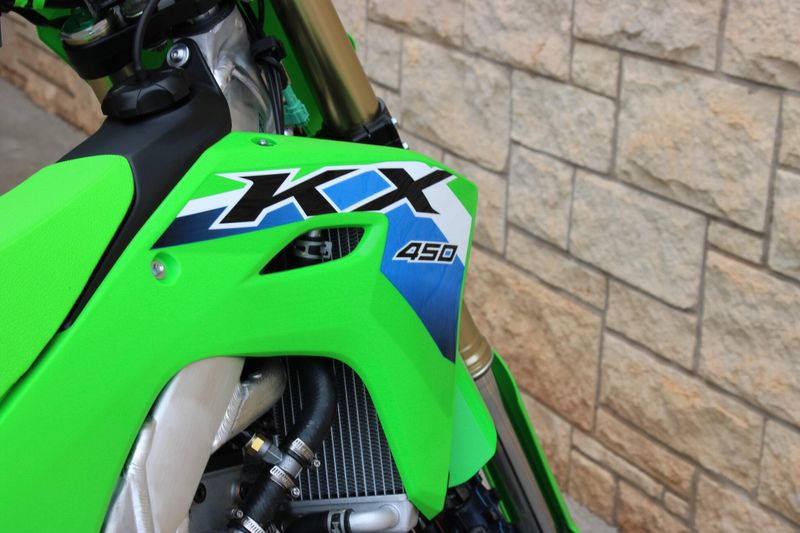 New 2026 Kawasaki KX450 LIME GREEN Image 13