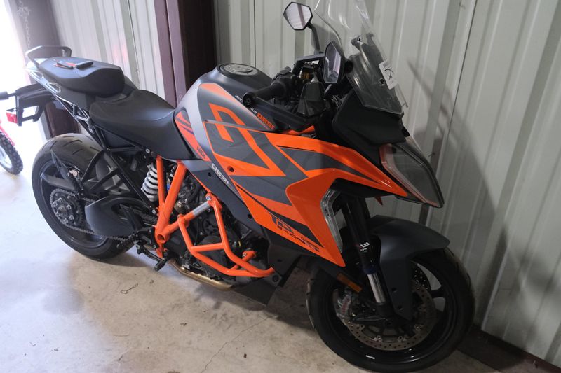 USED 2023 KTM SUPER DUKE 1290 GT Image 1