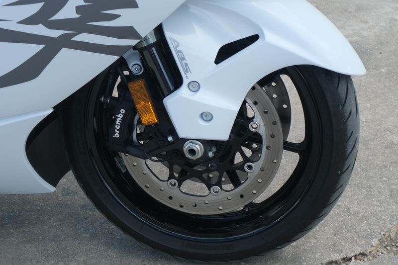 2023 Suzuki HAYABUSA WHITE Image 20