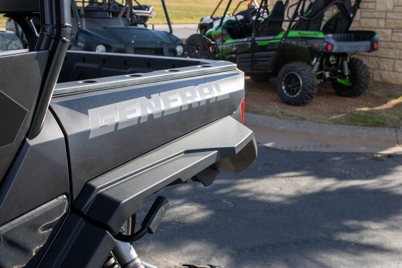 NEW 2026 POLARIS GENERAL XP 4 1000 PREMIUM Image 16