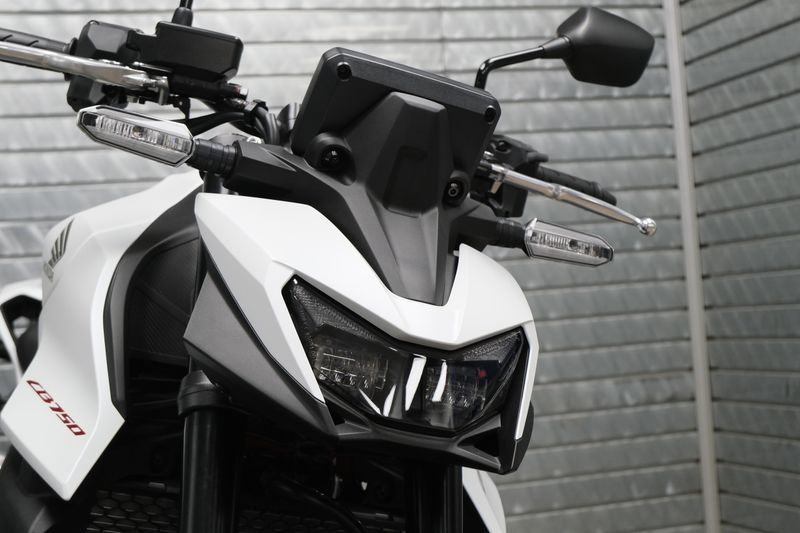 NEW 2025 HONDA CB750 HORNET Image 10