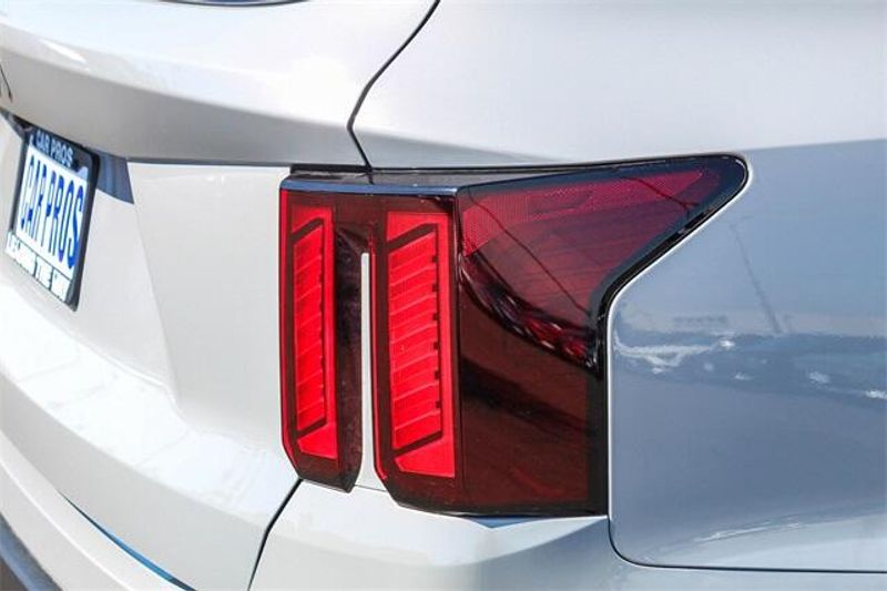 2025 Kia Sorento SImage 18