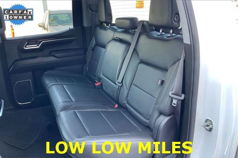 Used 2023 GMC Sierra 1500 SLTImage 25