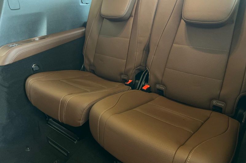2025 Mercedes-Benz GLS 450Image 17