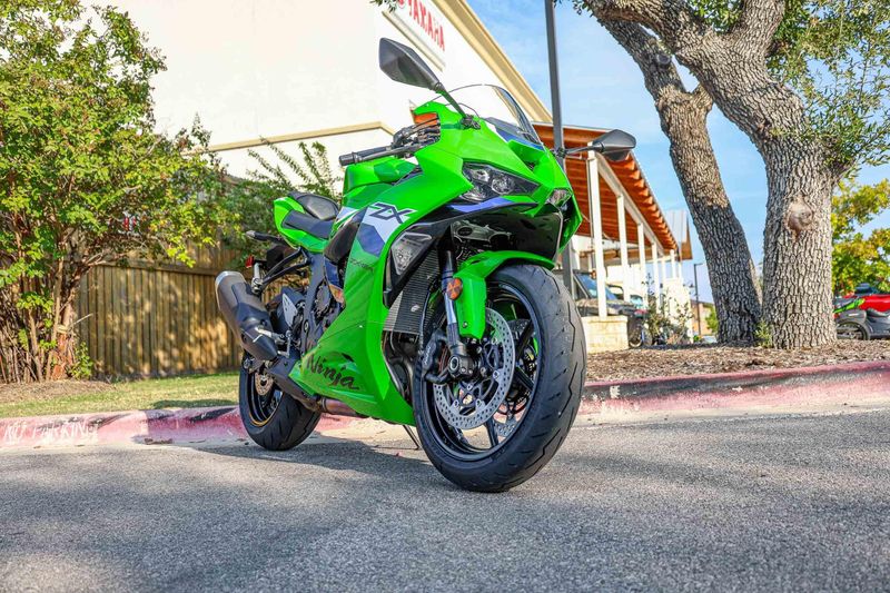 NEW 2026 KAWASAKI NINJA ZX6R Image 4