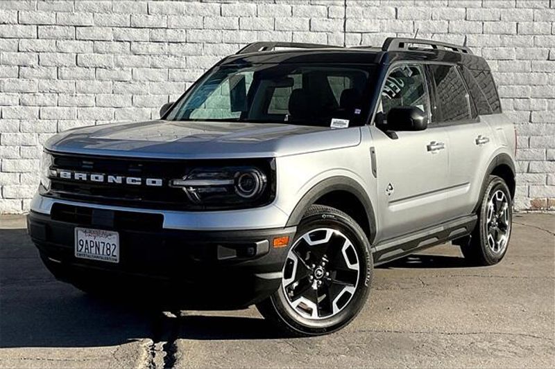 2022 Ford Bronco Sport Outer BanksImage 1