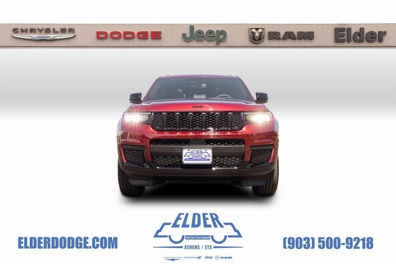 2025 Jeep Grand Cherokee L Altitude XImage 2
