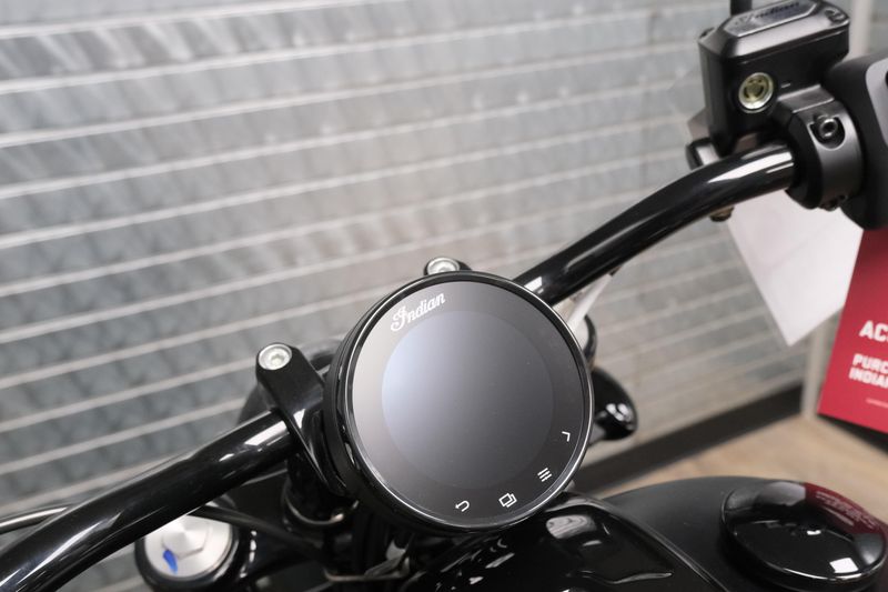 NEW 2025 INDIAN MOTORCYCLE CHIEF DARK HORSE  Family PowerSports (877) 886-1997 familypowersports.com 
