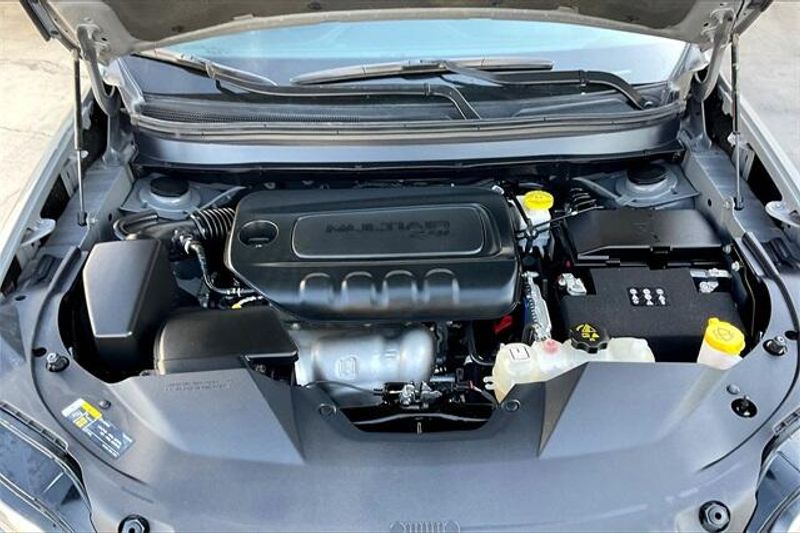 2023 Jeep Cherokee Altitude photo 7