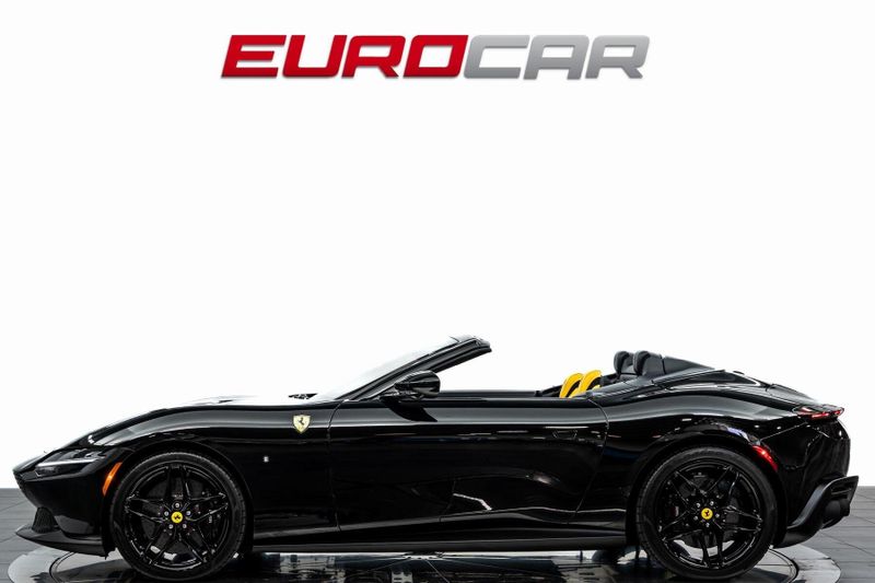 Used 2025 Ferrari Roma *FULL BODY PPF * CARBON FIBER LED STEERING WHEEL*Image 2