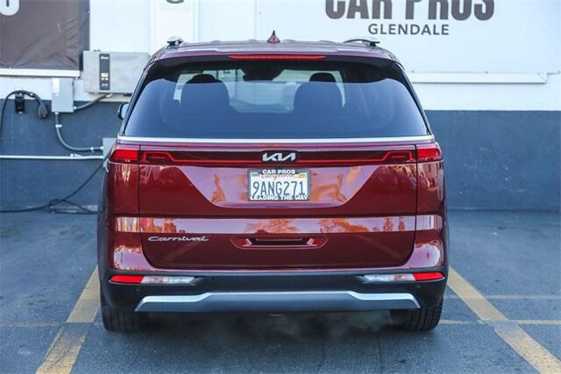 2022 Kia Carnival SX PrestigeImage 9