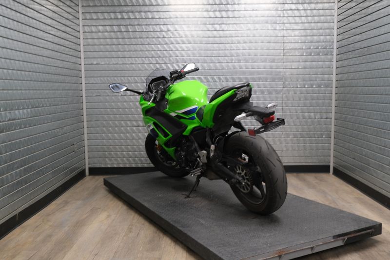 USED 2026 KAWASAKI NINJA 650 ABS Image 5