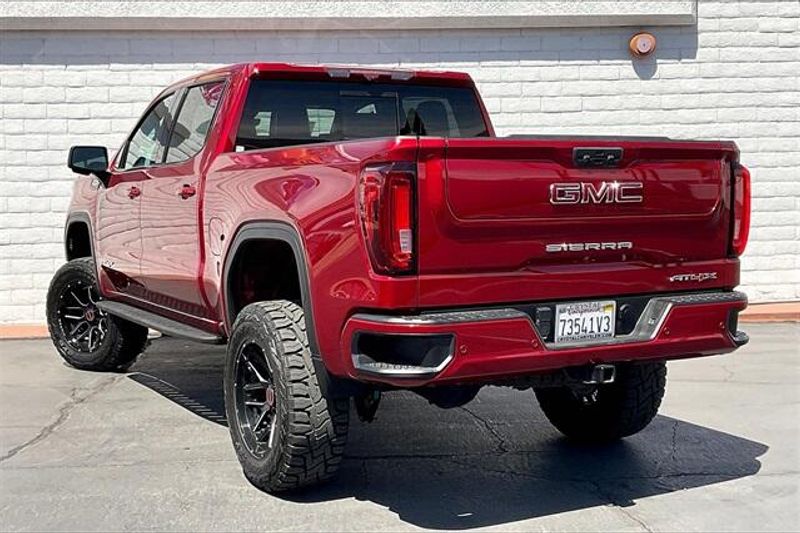 2022 GMC Sierra 1500 AT4XImage 10