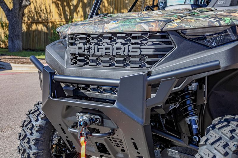 2025 Polaris RANGER CREW 1000 PREMIUM PURSUIT CAMOImage 4