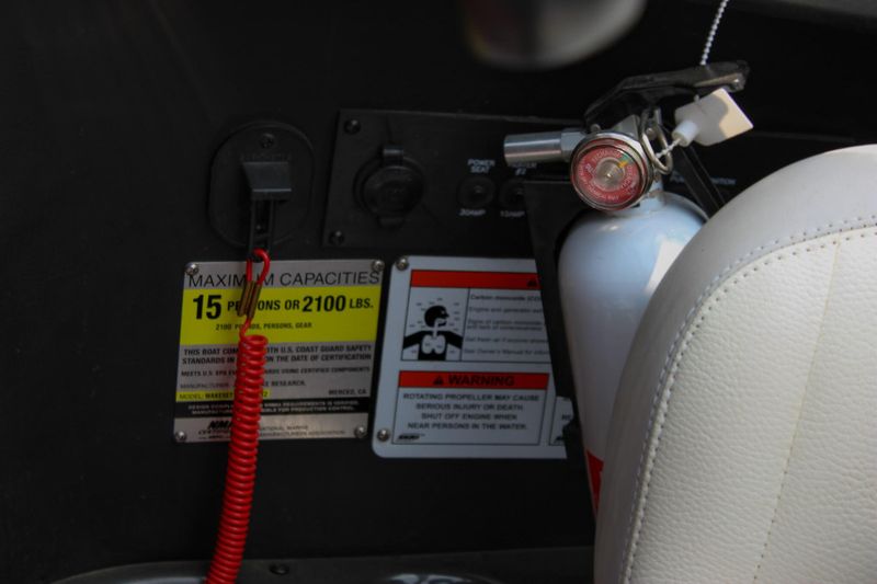 2013 MALIBU 22 MXZ Image 17