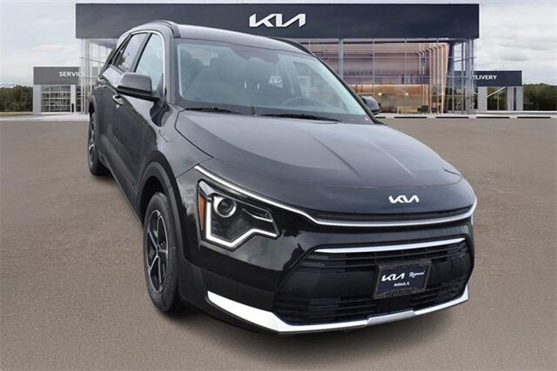 2025 Kia Niro EXImage 9