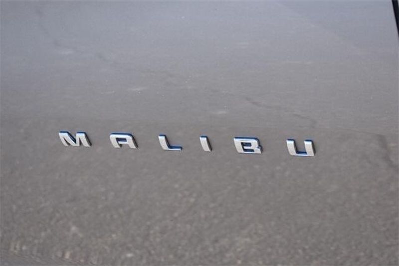 2025 Chevrolet Malibu LSImage 12