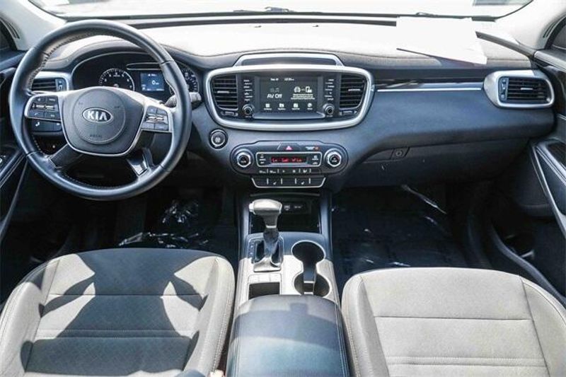 Used 2020 Kia Sorento SImage 13