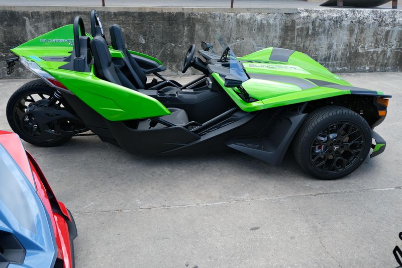 NEW 2025 POLARIS SLINGSHOT SL AUTODRIVE Image 2