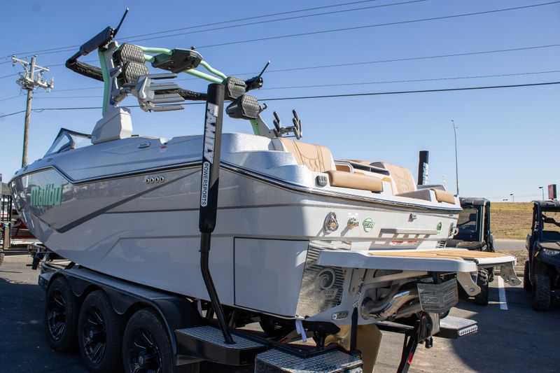 NEW 2026 MALIBU WAKESETTER M230 Image 6