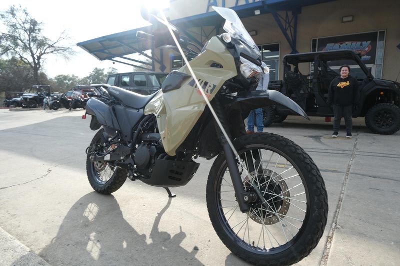 2022 Kawasaki KLR 650 ABS TANImage 6