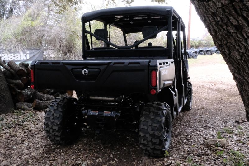 2025 Can-Am DEFENDER MAX DPS HD7 WILDLAND CAMOImage 18