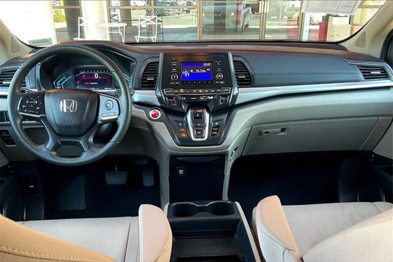 2020 Honda Odyssey LXImage 15