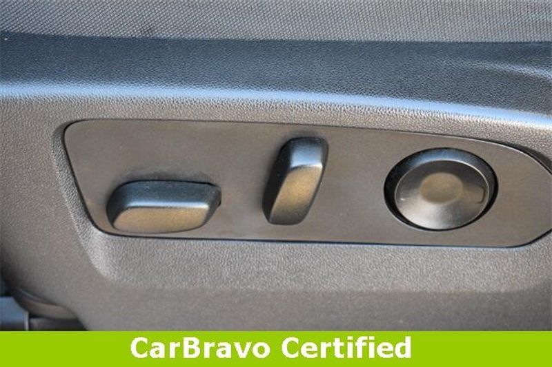 Used 2023 Chevrolet Silverado 1500 LTImage 23