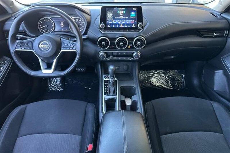 Used 2023 Nissan Sentra SVImage 11