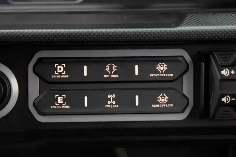 NEW 2026 CAN-AM DEFENDER MAX LIMITED CAB HD11 Image 36