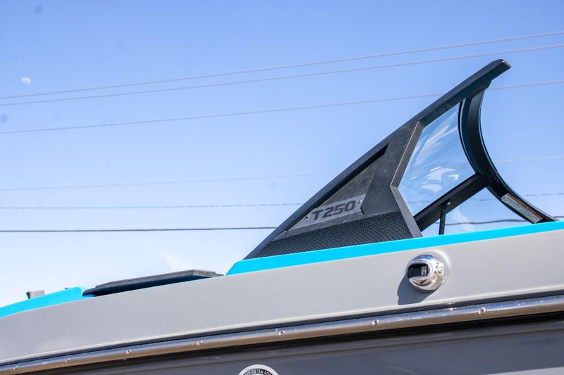 USED 2024 AXIS TSERIES T250 Image 7