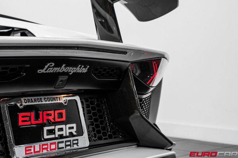 2017 Lamborghini Aventador LP750-4 SV *HUGE CARBON OPTIONS * FULL PPF*Image 25
