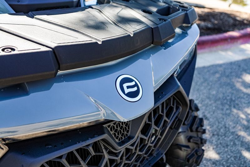 2025 CFMOTO CFORCE 1000 TOURING TUNDRA GREY Image 3