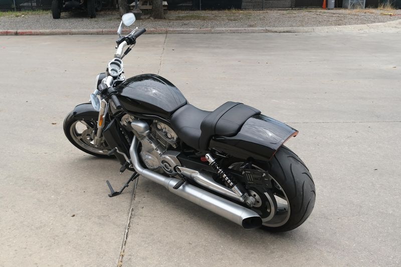 2013 HARLEY VROD MUSCLE BLACK Image 5