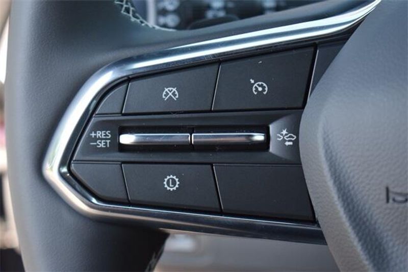 New 2025 Chevrolet Traverse Z71Image 28