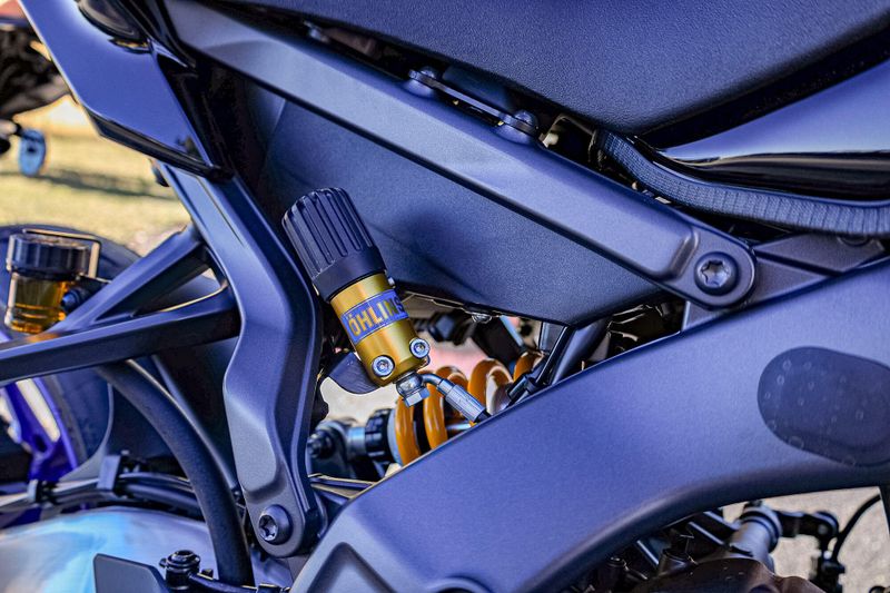 2025 Yamaha MT09 SP  LIQUID METAL AND RAVEN Image 13
