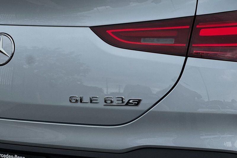 2025 Mercedes-Benz GLE-Class GLEGLE 63 S AMGImage 24